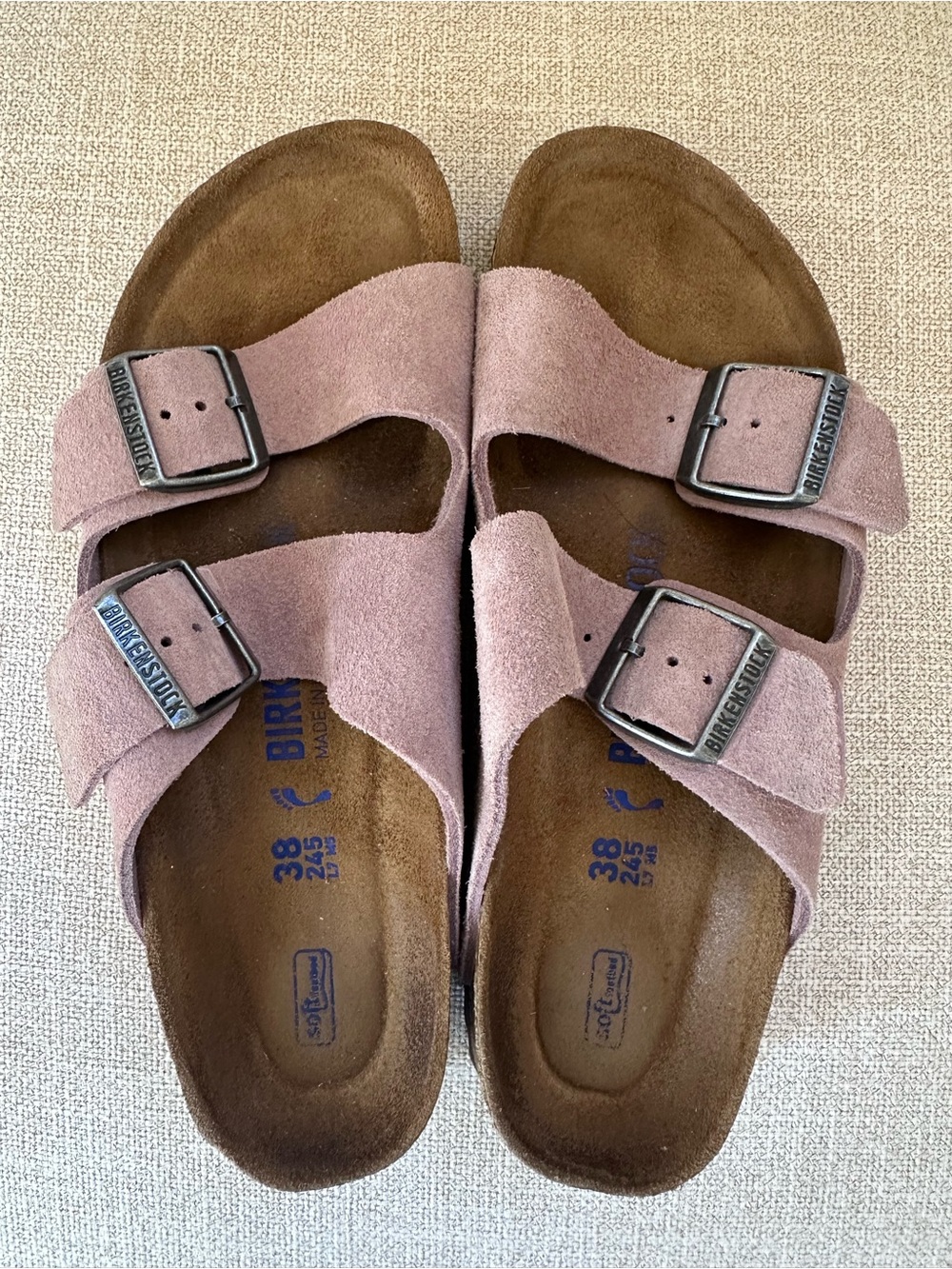 NWOB Birkenstock Sandals women’s size 8 in pink